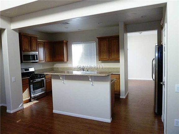 2nd image of 2178 Lone Desert St