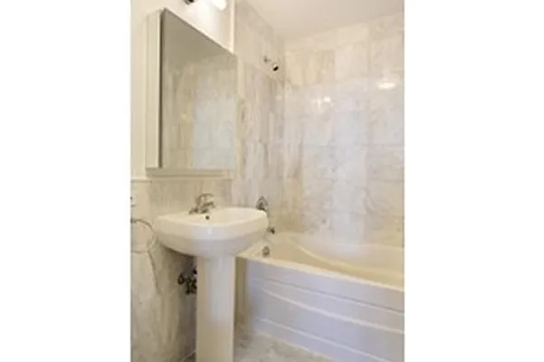 Rented by Corcoran | media 18
