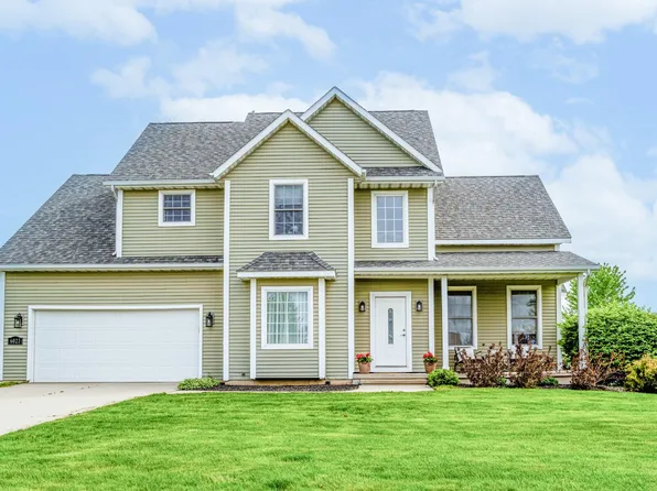 6023 Longhorn Trl, Stevensville, MI 49127