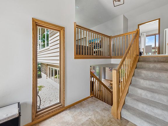 3rd image of 6015 Creek Ridge Ct