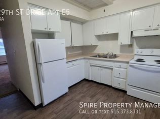 226 29th Street Dr SE APT E5, Cedar Rapids, IA 52403