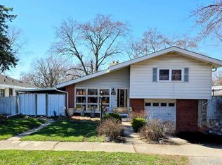 15242 Meadow Ln, Dolton, IL 60419