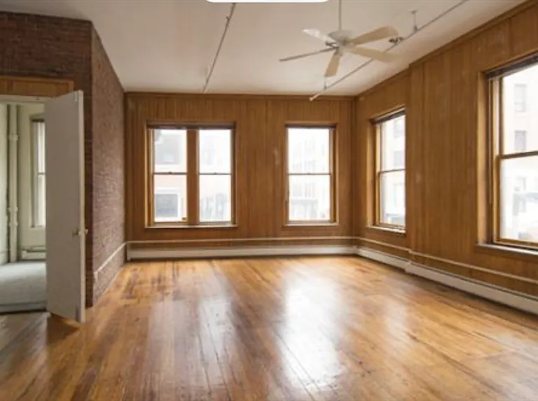 118 South St #2A — Photo 1