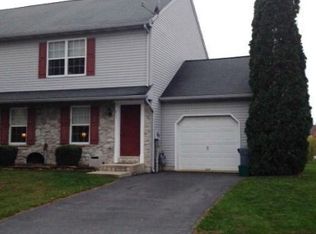 211 Wild Cherry Ln, Marietta, PA 17547