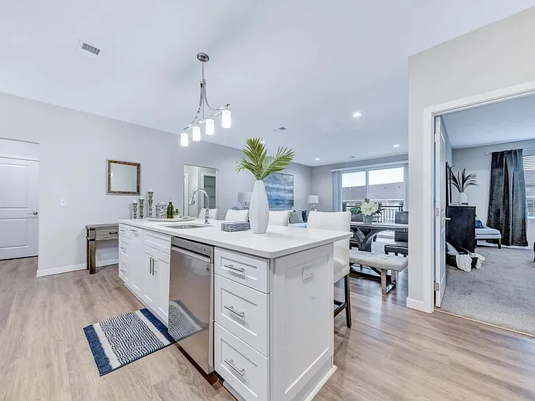 8500 Thompson Run Rd — Photo 1