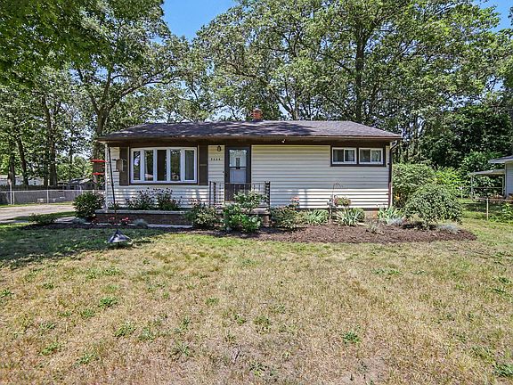2nd image of 2434 Marcoux Ave