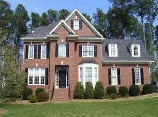 5721 Brushy Meadows Dr, Fuquay Varina, NC 27526