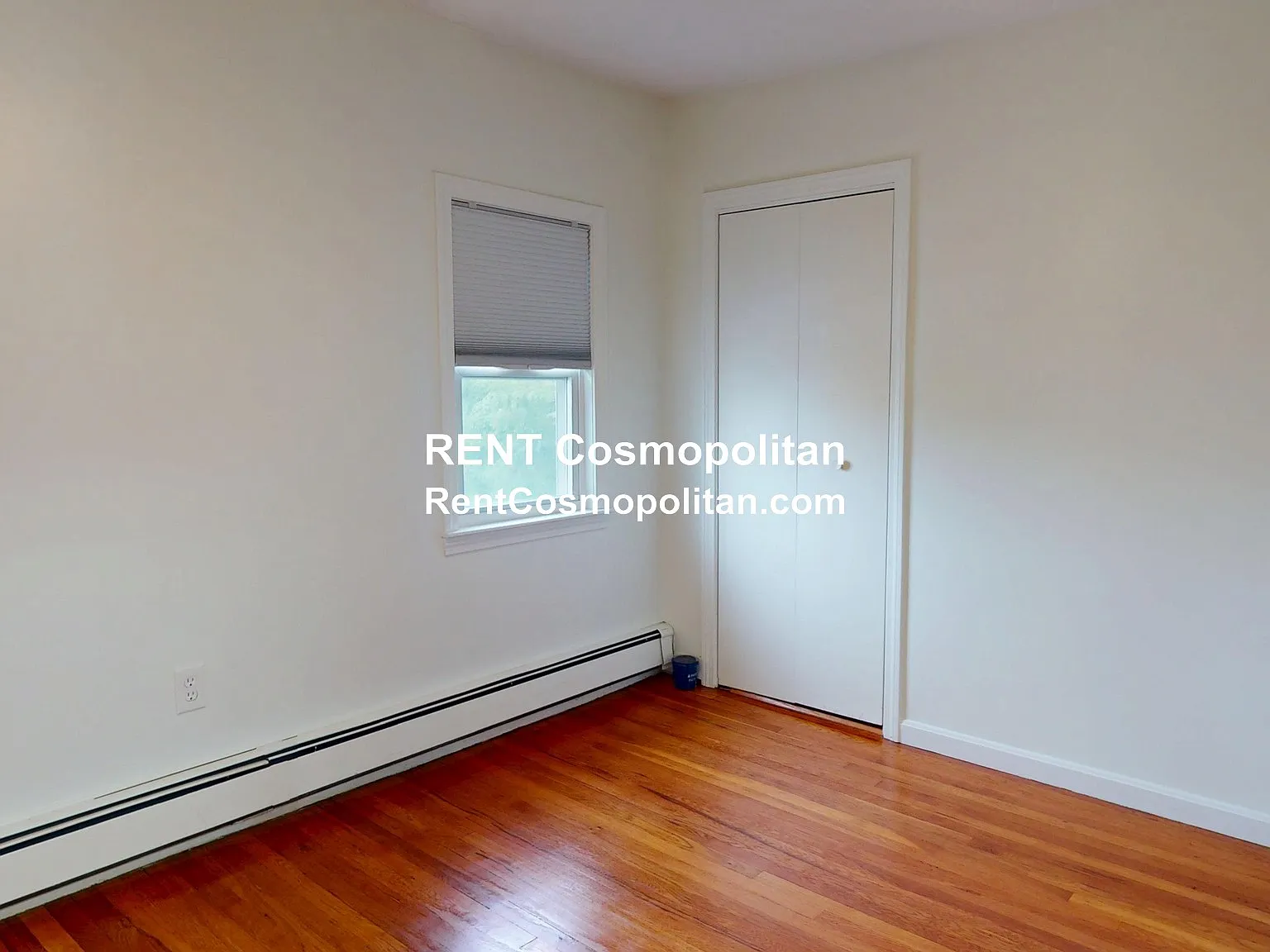 2 bed, 1.0 bath, 700 sqft, $2,500 — Photo 4
