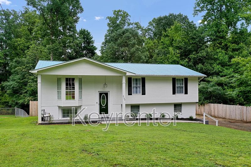 1st image of 2152 Ridgecrest Dr