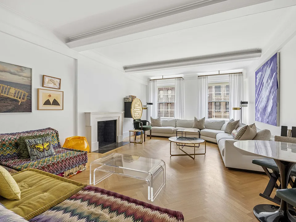 40 E 66th St #4C