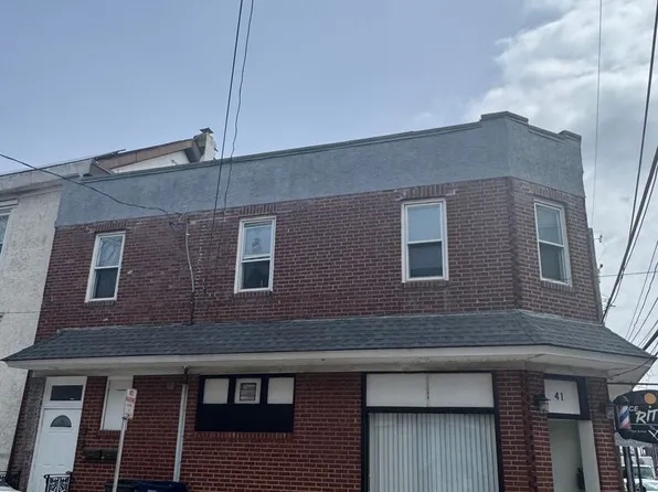 2 Walnut St, Ambler, PA 19002