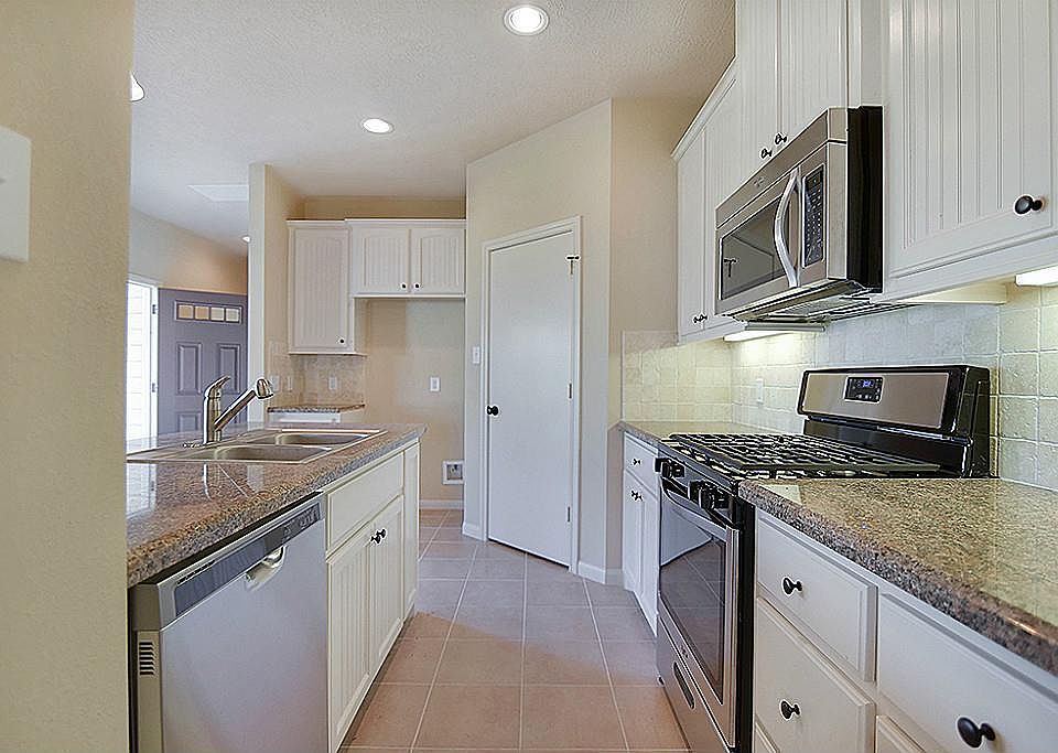 1st image of 12892 Corona Ct