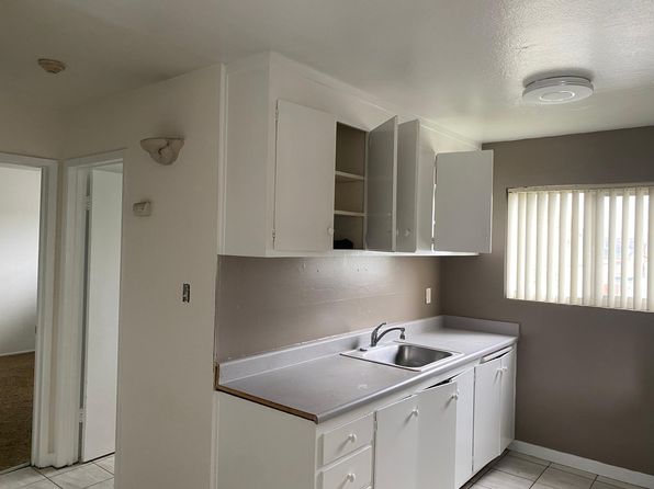 226 Albion Ave APT B