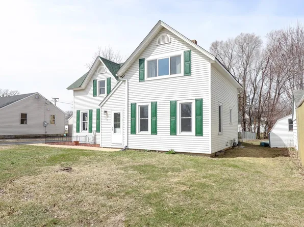 608 2nd Ave SE, Pine Island, MN 55963
