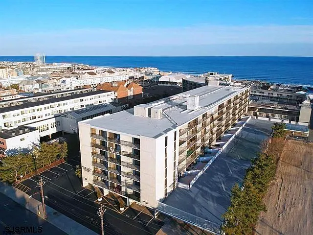 935 Ocean Ave #207 — Photo 32