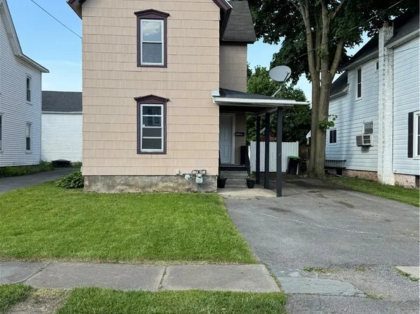 129 1st Ave, Frankfort, NY 13340