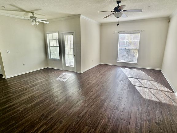 4th image of 791 Celebration Ave #1
