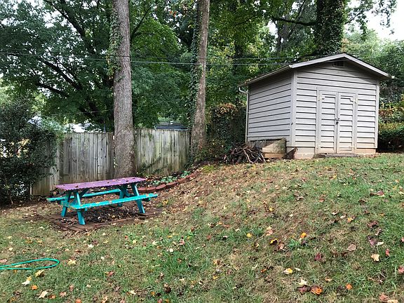 4th image of 3123 Masonic Dr