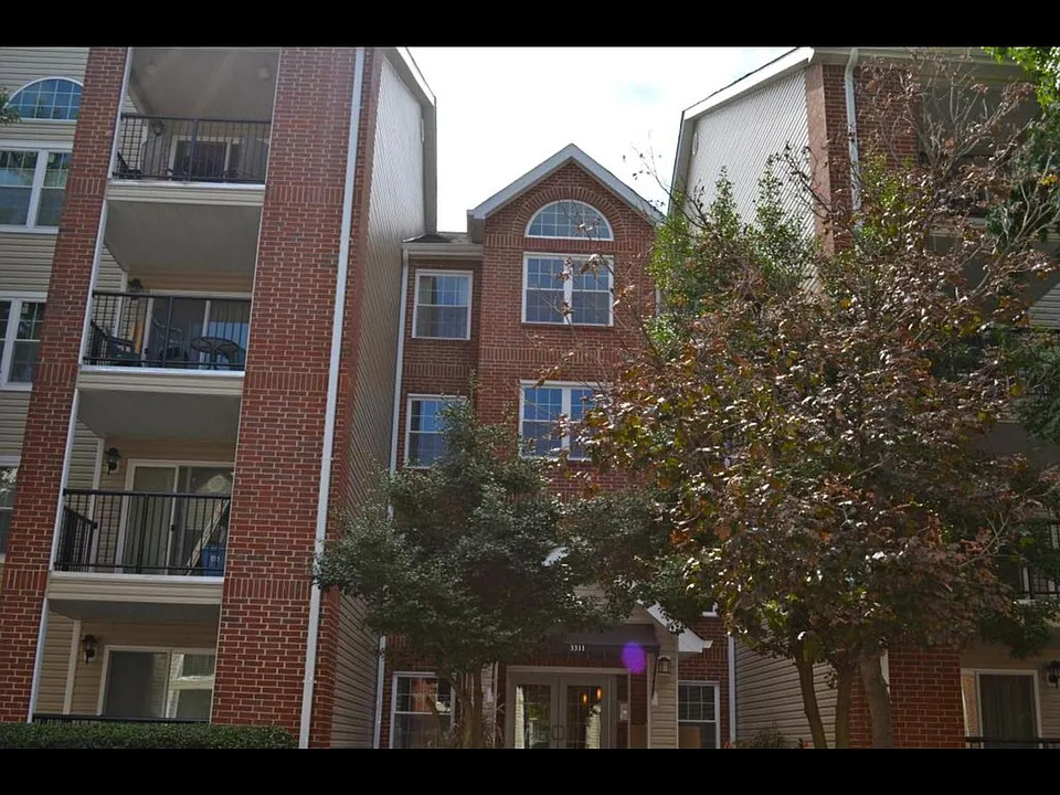 3311 Wyndham Cir #2188