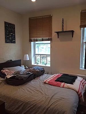 3rd image of 326 E 82nd St APT 3B