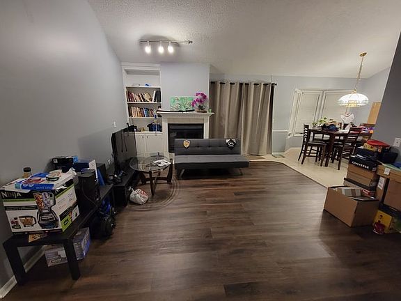 2nd image of 6007 Belle Isle Ln #3