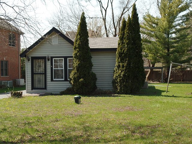1st image of 240 N Woodland Dr