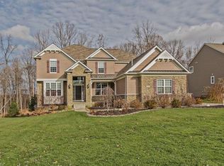 7440 Mystic Rdg, Chagrin Falls, OH 44023