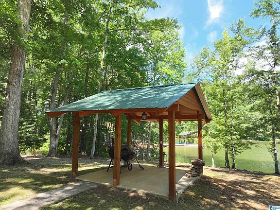 4th image of 236 Indian Creek Cir