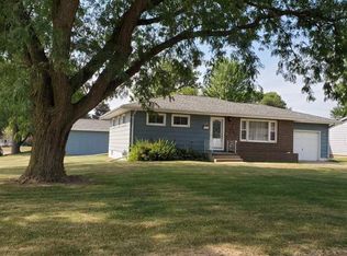 113 Bohen St, Marshalltown, IA 50158