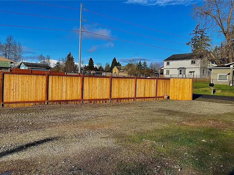 8518 9th Avenue Ct E — Photo 14