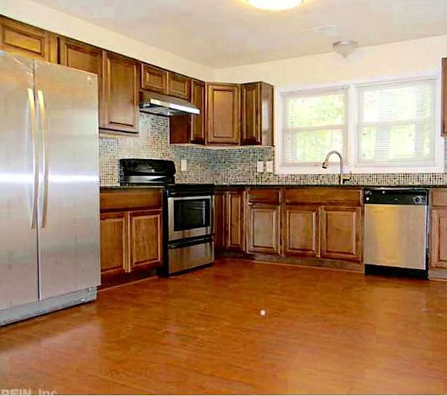 1st image of 6004 Bradford Dr