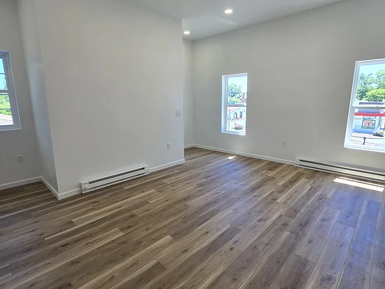 514 Lincoln Way E #2 — Photo 4
