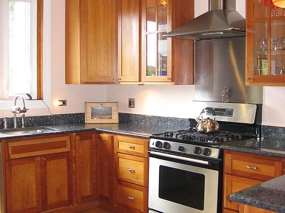 Upgraded Kitchen
