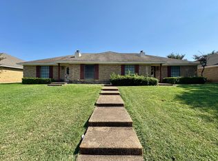 5806 Wilshire Dr, Waco, TX 76710