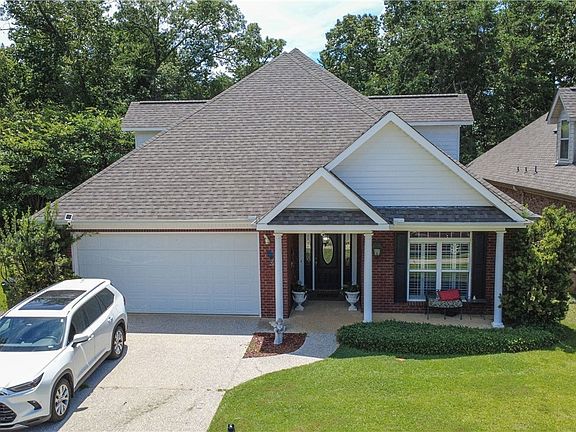 2nd image of 4245 Midway Ln