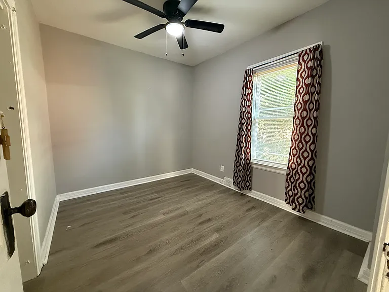 356 Lenox St — Photo 7