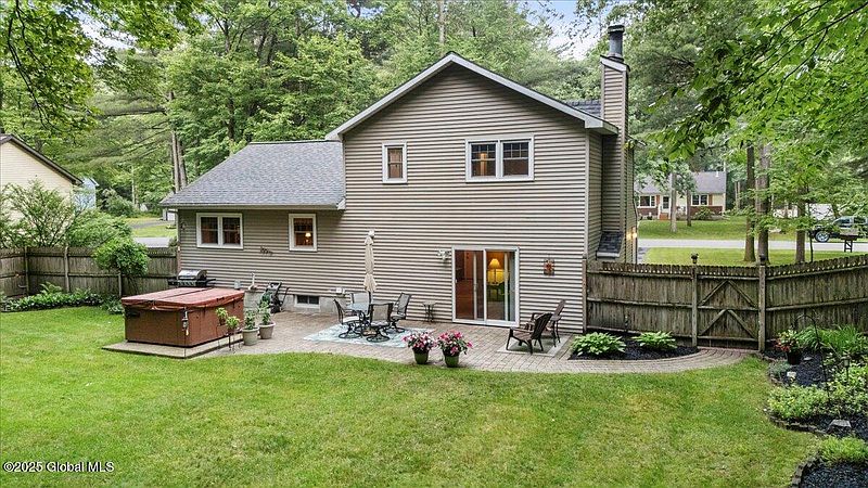 4th image of 46 Wineberry Lane