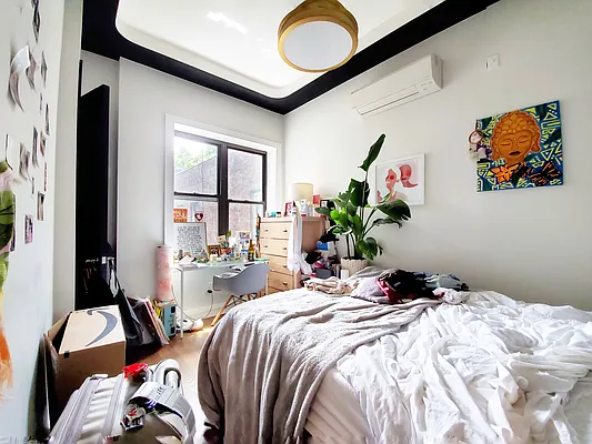 Rented by Rentall Group Inc | media 18