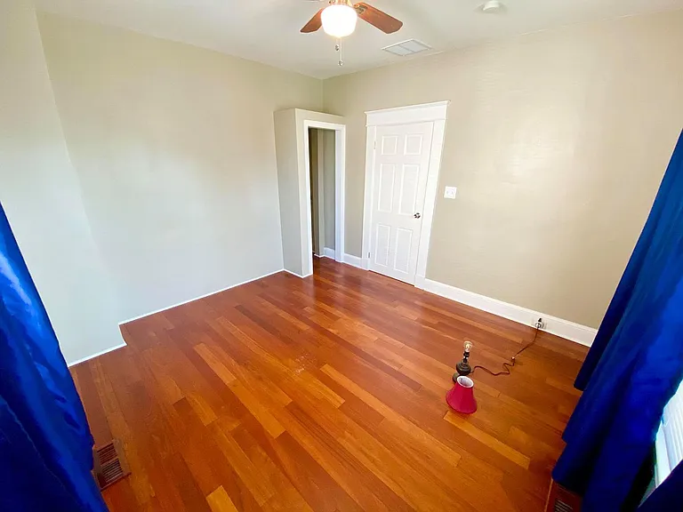 7603 Carson Ave — Photo 11