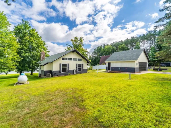 41 LAKE DRIVE, Gresham, WI 54128