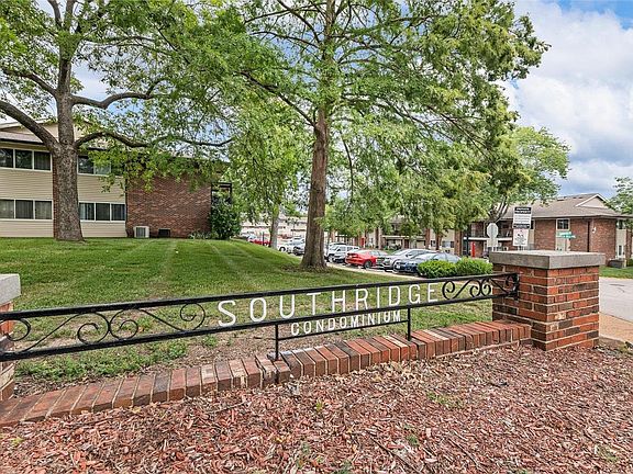 2nd image of 9949 Bunker Hill Dr APT H
