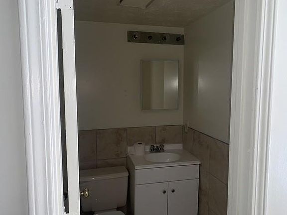 3rd image of 2671 Evans Mill Dr