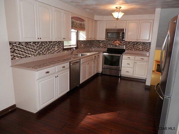 5th image of 124 Lehigh St