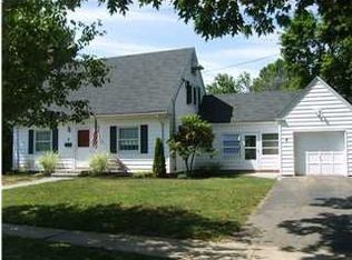 6 Bennett St, Freehold, NJ 07728