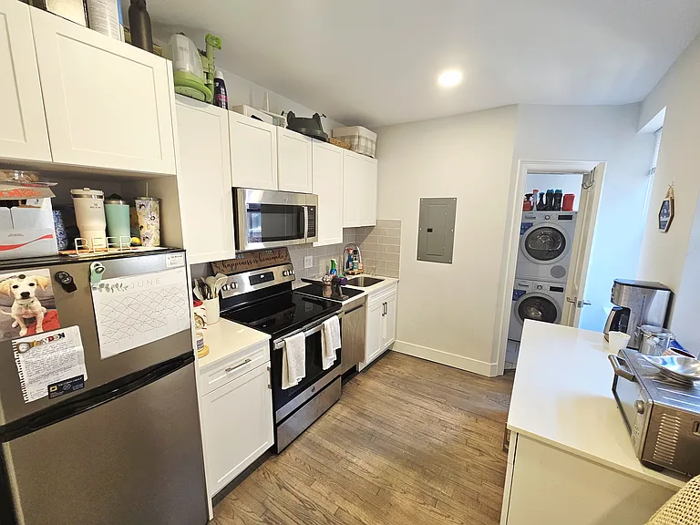 9 Myrtle St #1 — Photo 1
