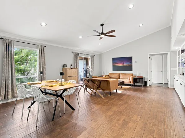 3803 Barrington St #3D, San Antonio, TX 78217