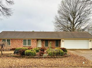 2708 Mimosa Dr, Newport, AR 72112