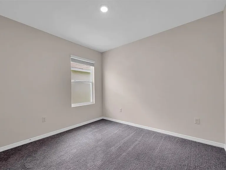 17066 Oval Rum Dr — Photo 27
