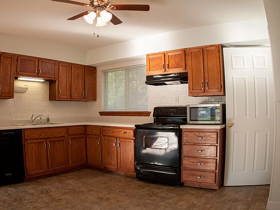 3rd image of 432 Golden Valley Dr