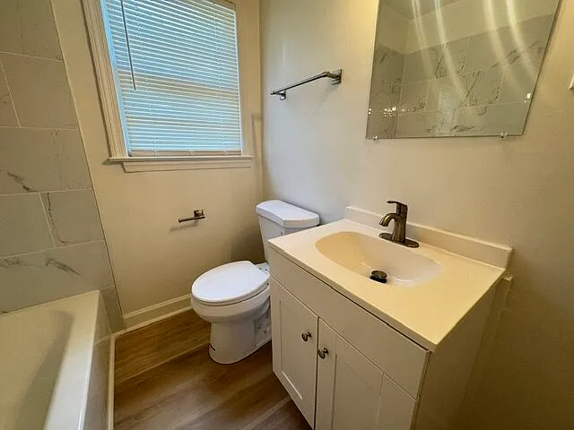 2846 Walker St — Photo 7